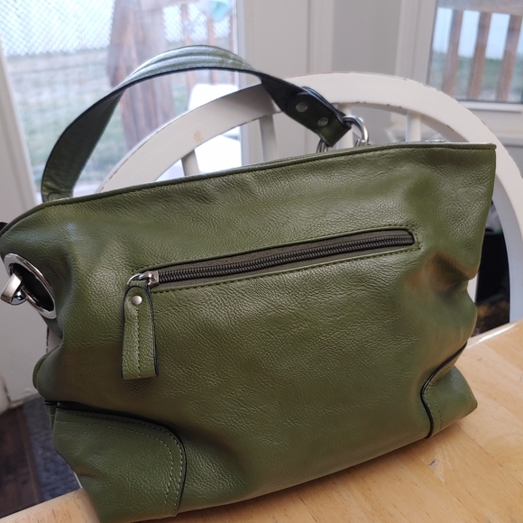 ALFA green shoulder bag. - Picture 1 of 9